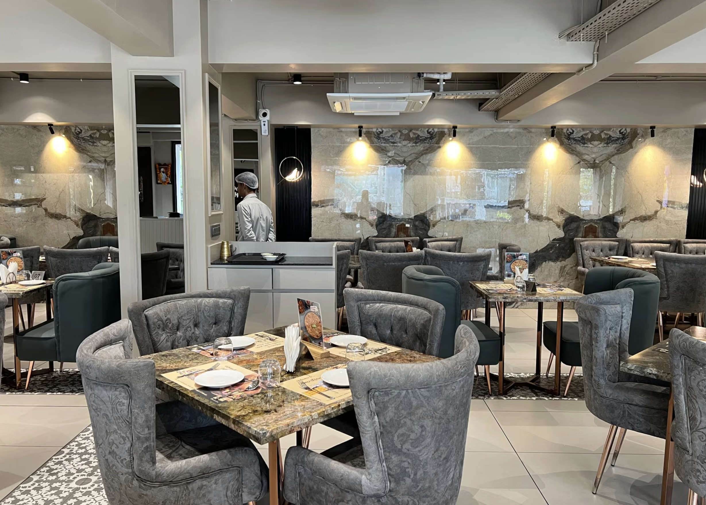 Bhukh Lagi Hai Interior 2